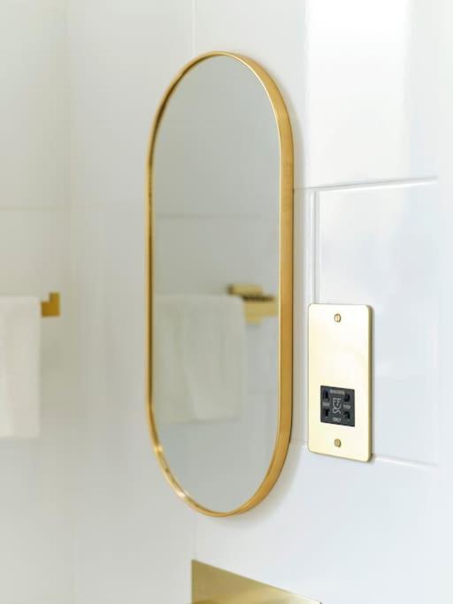 Rofennie -luxury Ensuite Room! Apartment *