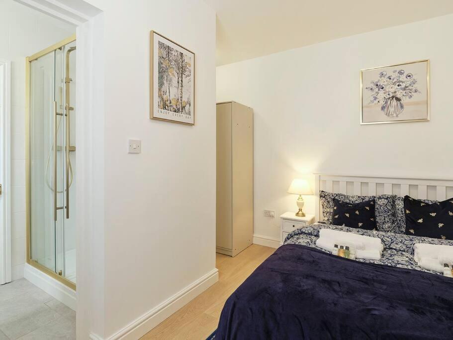 Apartment Rofennie -luxury Ensuite Room! Maidstone